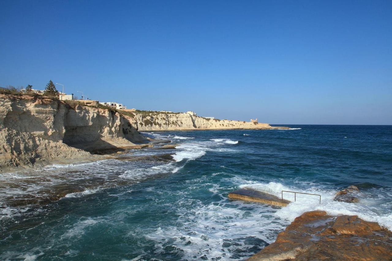 Trendy Seaside Escape 2 Bedroom Penthouse مارساسكالا المظهر الخارجي الصورة